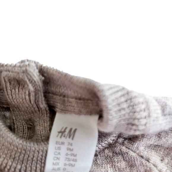 H&M boys wool  tan nuetral sweater 9 months - Picture 3 of 5